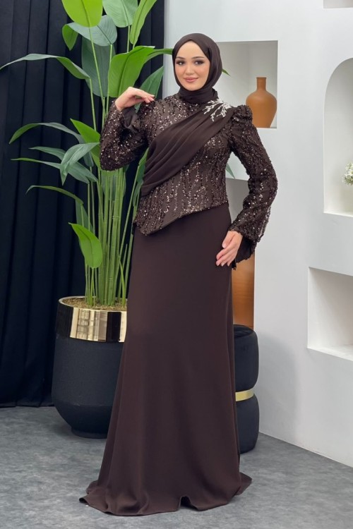Clara Abiye
