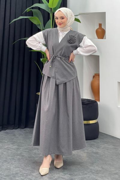 Gül Detaylı Etekli Takım