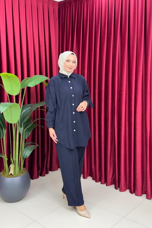 Farah TakimLaci̇vert