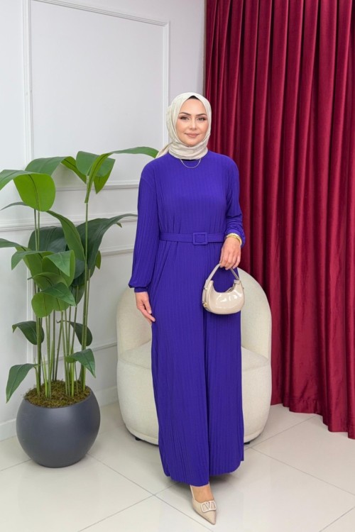 Nazli Pi̇li̇seli̇ Elbi̇se  Mor