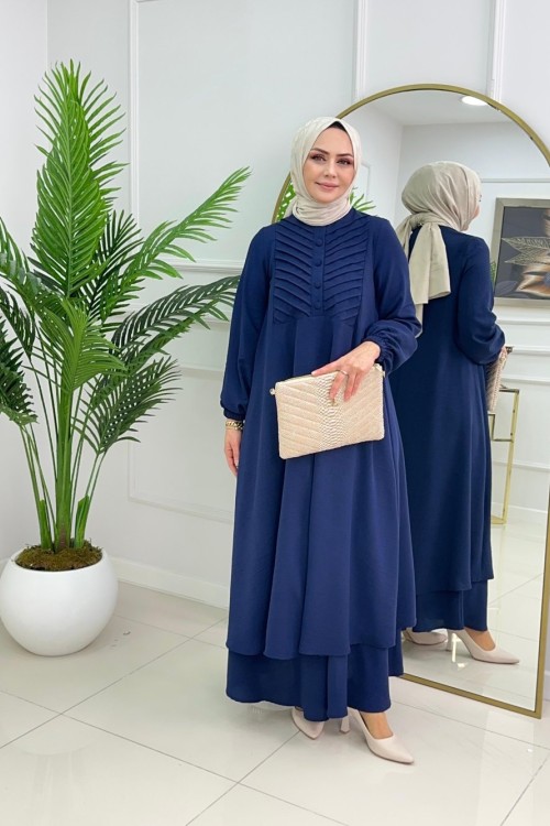 Nurgül Takim  Laci̇vert