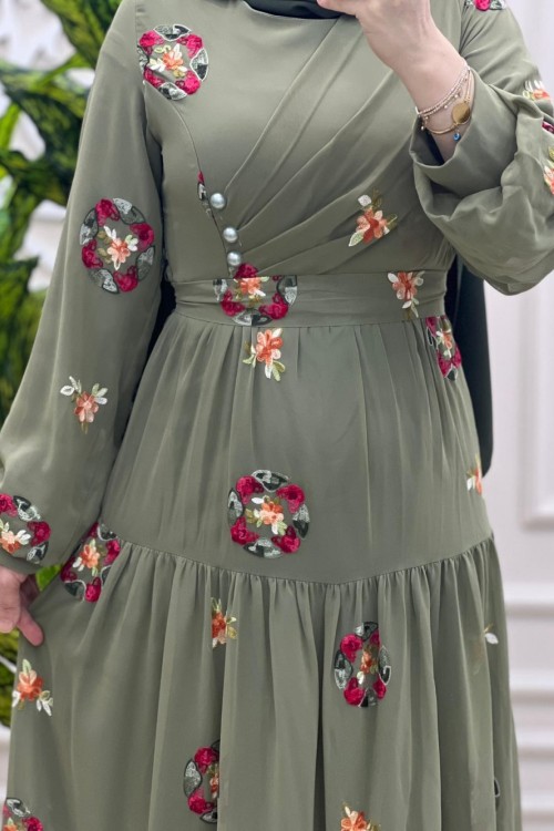 Nakış Elbise