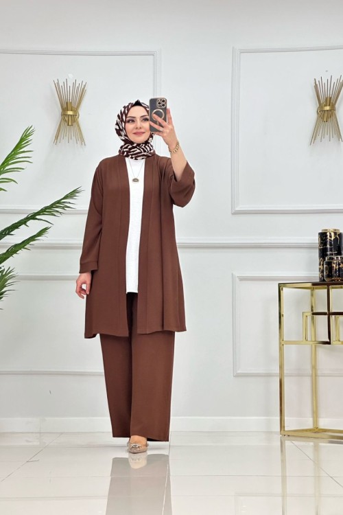 Şeyma Takim  Kahverengi̇